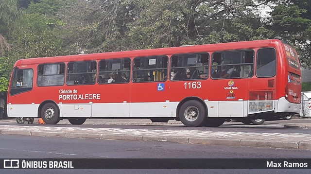 Trevo Transportes Coletivos 1163 na cidade de Porto Alegre, Rio Grande do Sul, Brasil, por Max Ramos. Número da foto: #8824011.