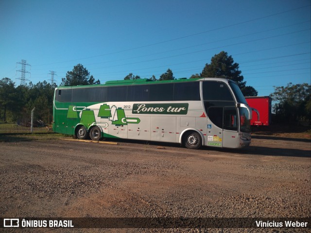 Lones Tur 2012 na cidade de Canoas, Rio Grande do Sul, Brasil, por Vinícius Weber. Número da foto: #8822855.