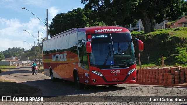 Viação Santa Cruz 22419 na cidade de Baependi, Minas Gerais, Brasil, por Luiz Carlos Rosa. ID da foto: 8823087.