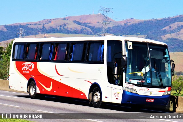 ADC Express 2288 na cidade de Roseira, São Paulo, Brasil, por Adriano Duarte. Número da foto: #8825921.