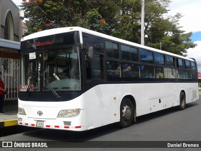AMSA - Autotransportes Moravia 53 na cidade de San Vicente, Moravia, San José, Costa Rica, por Daniel Brenes. Número da foto: #8824872.