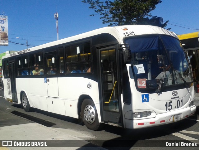 Discar 15-03 na cidade de Guadalupe, Goicoechea, San José, Costa Rica, por Daniel Brenes. ID da foto: 8824918.