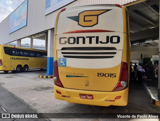 Empresa Gontijo de Transportes 19015 na cidade de Rio de Janeiro, Rio de Janeiro, Brasil, por Vicente de Paulo Alves. Número da foto: #8826727.