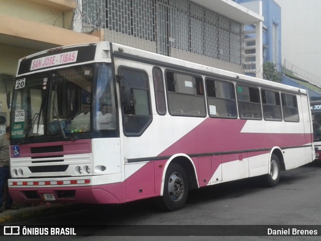 Coopana RL 67 na cidade de Merced, San José, San José, Costa Rica, por Daniel Brenes. Número da foto: #8828300.