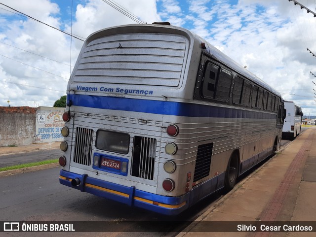 Ônibus Particulares 1172 na cidade de Presidente Prudente, São Paulo, Brasil, por Silvio  Cesar Cardoso. ID da foto: 8782924.