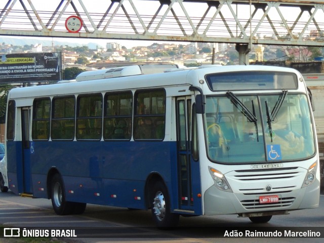 Ônibus Particulares 7899 na cidade de Belo Horizonte, Minas Gerais, Brasil, por Adão Raimundo Marcelino. ID da foto: 8783971.