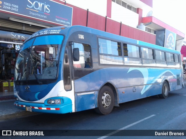 Inversiones La Tapachula 186 na cidade de Merced, San José, San José, Costa Rica, por Daniel Brenes. Número da foto: #8831898.