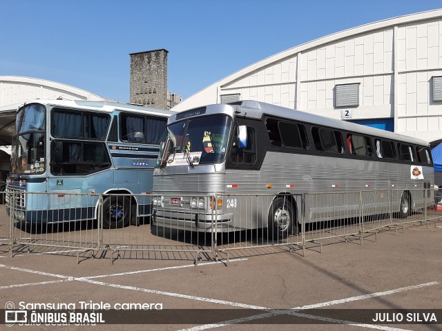 Clube de Carros Antigos de Mogi das Cruzes 248 na cidade de Novo Hamburgo, Rio Grande do Sul, Brasil, por JULIO SILVA. Número da foto: #8831944.