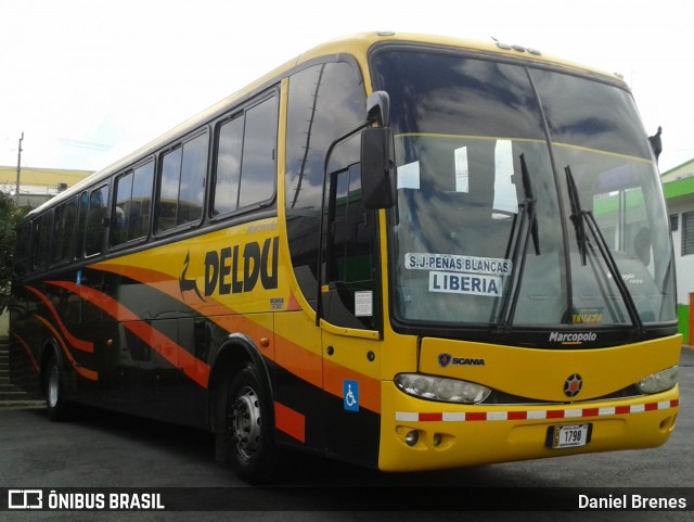 Transportes Deldu GB 1798 na cidade de Merced, San José, San José, Costa Rica, por Daniel Brenes. Número da foto: #8831745.