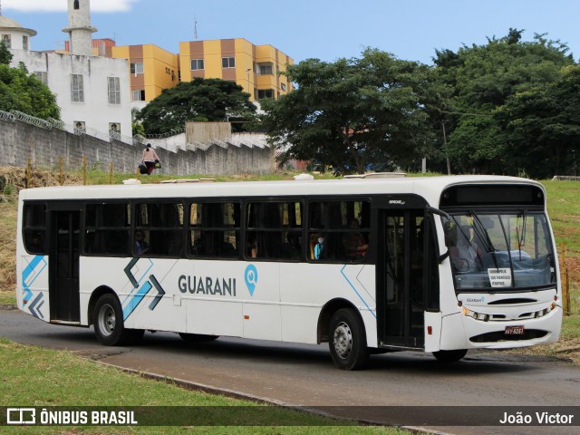 Guarany Transportes e Turismo 1300 na cidade de Anápolis, Goiás, Brasil, por João Victor. ID da foto: 8832529.