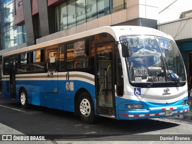 Buses Guadalupe 15 na cidade de Carmen, San José, San José, Costa Rica, por Daniel Brenes. ID da foto: 8834705.