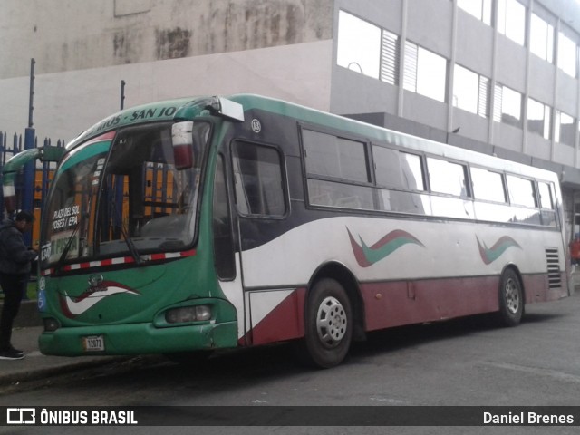 Transplusa 13 na cidade de Catedral, San José, San José, Costa Rica, por Daniel Brenes. Número da foto: #8834612.