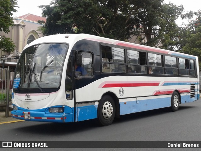 Buses Guadalupe I-3 na cidade de San Vicente, Moravia, San José, Costa Rica, por Daniel Brenes. Número da foto: #8834691.