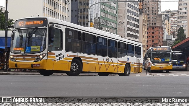 Companhia Carris Porto-Alegrense 0737 na cidade de Porto Alegre, Rio Grande do Sul, Brasil, por Max Ramos. Número da foto: #8839777.