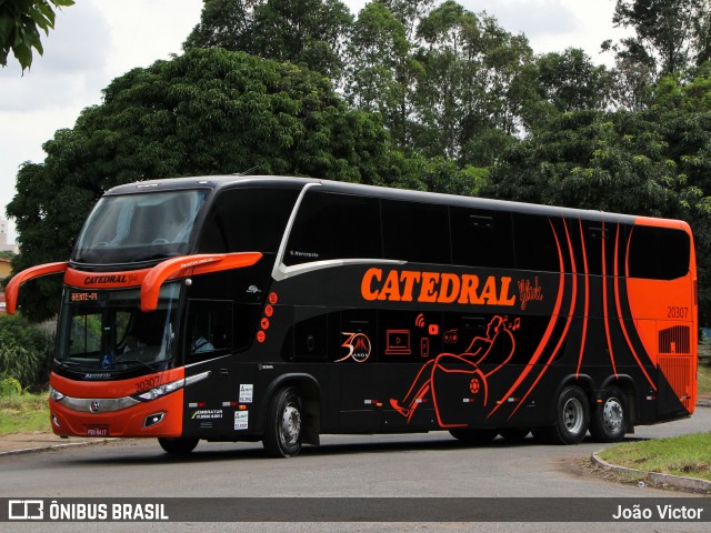 Catedral Turismo 20307 na cidade de Anápolis, Goiás, Brasil, por João Victor. Número da foto: #8838820.