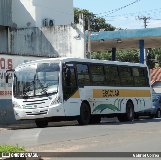 Ônibus Particulares 15 na cidade de Charqueada, São Paulo, Brasil, por Gabriel Correa. ID da foto: 8839457.