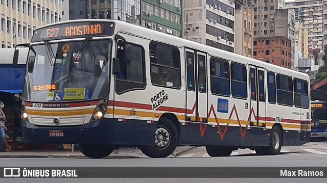 SOPAL - Sociedade de Ônibus Porto-Alegrense Ltda. 6793 na cidade de Porto Alegre, Rio Grande do Sul, Brasil, por Max Ramos. ID da foto: 8843473.