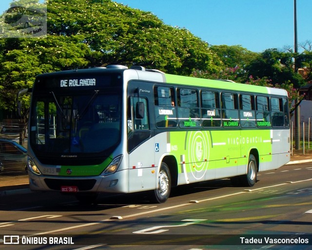 Viação Garcia 8435 na cidade de Londrina, Paraná, Brasil, por Tadeu Vasconcelos. ID da foto: 8842739.