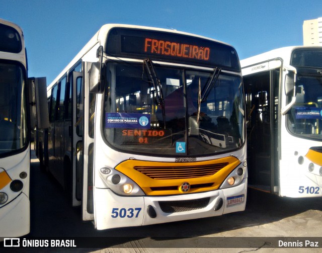 Via Sul TransFlor 5037 na cidade de Natal, Rio Grande do Norte, Brasil, por Dennis Paz. Número da foto: #8842004.