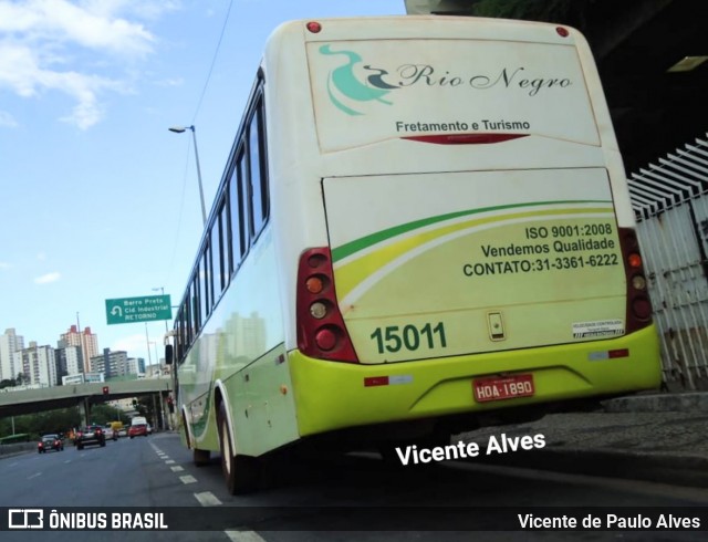 Rio Negro Fretamento e Turismo 15011 na cidade de Belo Horizonte, Minas Gerais, Brasil, por Vicente de Paulo Alves. ID da foto: 8841466.