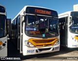 Via Sul TransFlor 5037 na cidade de Natal, Rio Grande do Norte, Brasil, por Dennis Paz. ID da foto: :id.