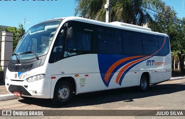 Ônibus Particulares  na cidade de Esteio, Rio Grande do Sul, Brasil, por JULIO SILVA. Número da foto: #8843941.