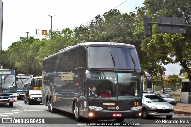 Transtio Locadora 28 na cidade de Rio de Janeiro, Rio de Janeiro, Brasil, por Zé Ricardo Reis. ID da foto: 8845820.