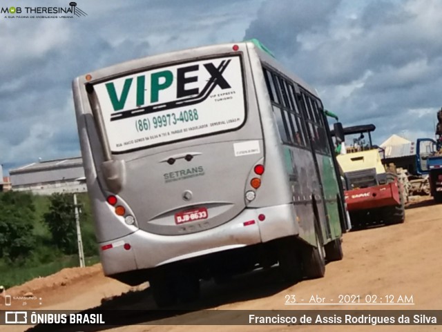 Vipex - Vip Express - Gramado Transportes 8633 na cidade de Teresina, Piauí, Brasil, por Francisco de Assis Rodrigues da Silva. ID da foto: 8846158.