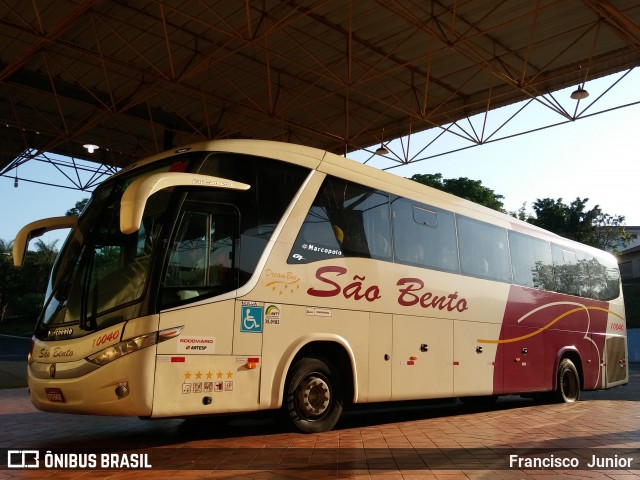 Viação São Bento Ribeirão Preto 10040 na cidade de Pedregulho, São Paulo, Brasil, por Francisco  Junior. Número da foto: #8849563.