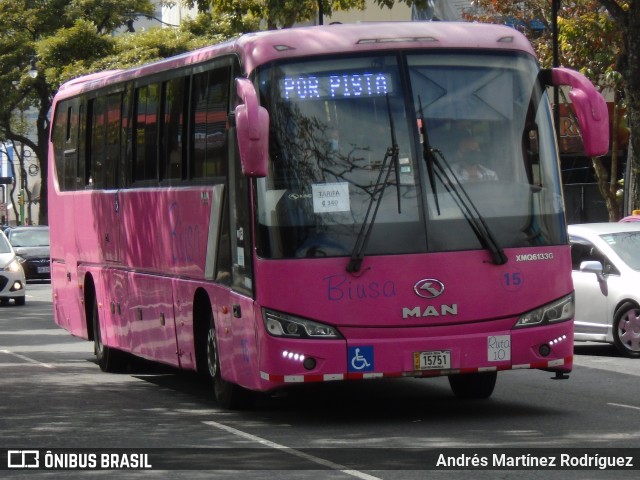 BIUSA 15 na cidade de Merced, San José, San José, Costa Rica, por Andrés Martínez Rodríguez. Número da foto: #8851652.