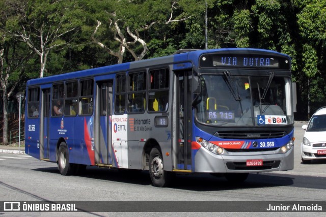 Empresa de Ônibus Vila Galvão 30.569 na cidade de São Paulo, São Paulo, Brasil, por Junior Almeida. Número da foto: #8853927.