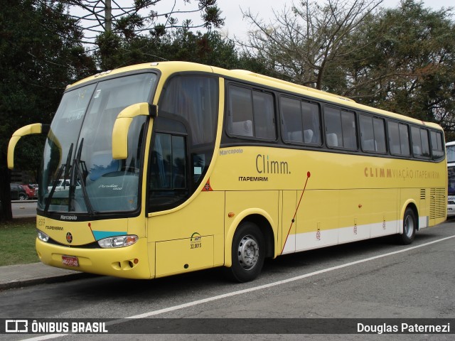 Viação Itapemirim 8519 na cidade de Curitiba, Paraná, Brasil, por Douglas Paternezi. Número da foto: #8855564.