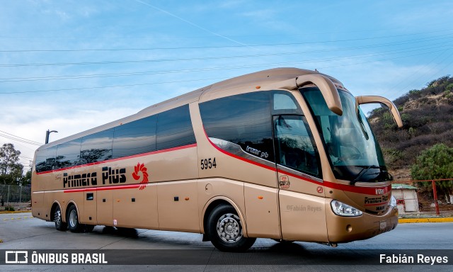 Primera Plus 5954 na cidade de Querétaro, Querétaro, México, por Fabián Reyes. Número da foto: #8858081.
