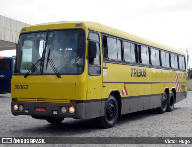 Viação Itapemirim 30063 na cidade de Caruaru, Pernambuco, Brasil, por Victor Hugo. ID da foto: 8859917.