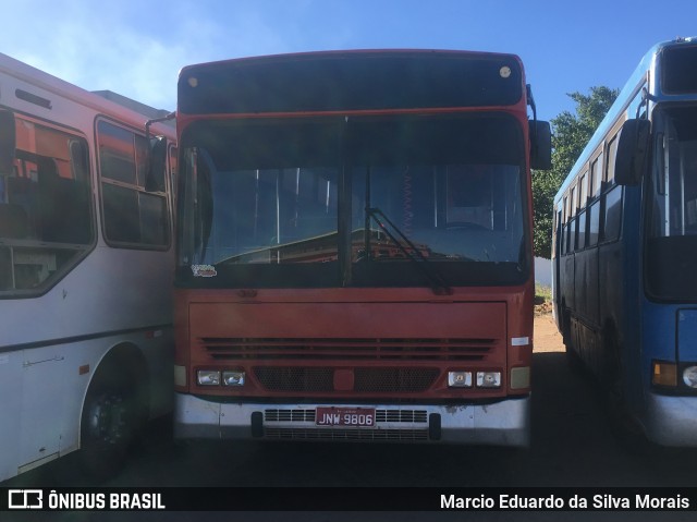 Ônibus Particulares 9806 na cidade de Casa Nova, Bahia, Brasil, por Marcio Eduardo da Silva Morais. ID da foto: 8784449.