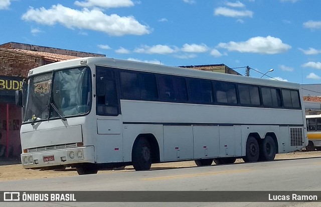 Triunfo Aliança Turismo 0521 na cidade de Serra Talhada, Pernambuco, Brasil, por Lucas Ramon. Número da foto: #8865083.