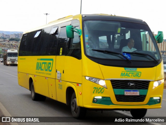 Mactur 7100 na cidade de Belo Horizonte, Minas Gerais, Brasil, por Adão Raimundo Marcelino. ID da foto: 8792234.