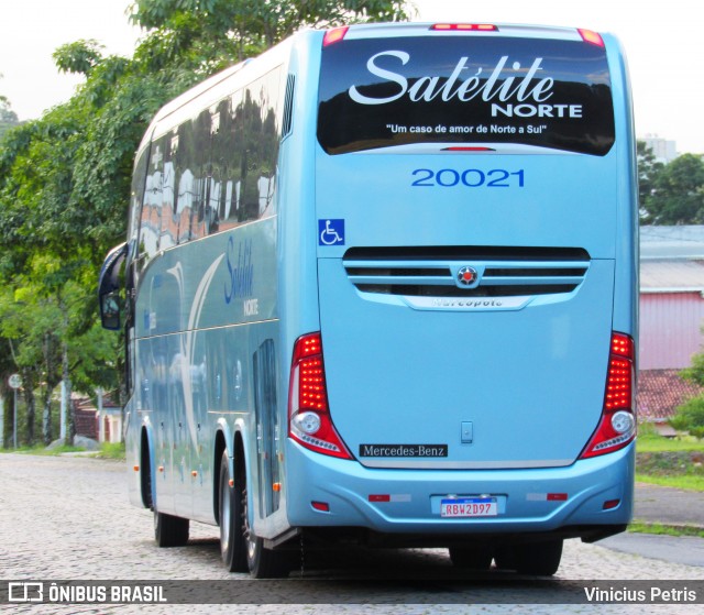 Expresso Satélite Norte 20021 na cidade de Joinville, Santa Catarina, Brasil, por Vinicius Petris. Número da foto: #8790132.