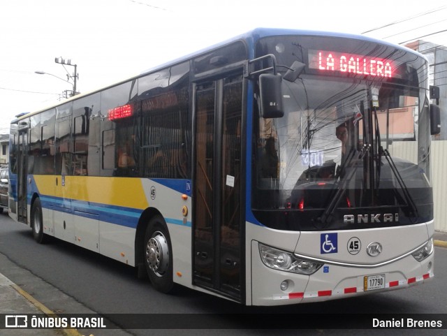 AMSA - Autotransportes Moravia 45 na cidade de San Vicente, Moravia, San José, Costa Rica, por Daniel Brenes. ID da foto: 8791096.