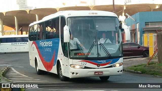 Expresso Frederes > Frederes Turismo 122 na cidade de Porto Alegre, Rio Grande do Sul, Brasil, por Max Ramos. Número da foto: #8791963.