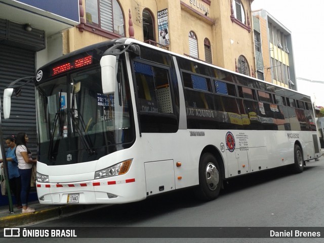 Magasoso 267 na cidade de Catedral, San José, San José, Costa Rica, por Daniel Brenes. Número da foto: #8792761.