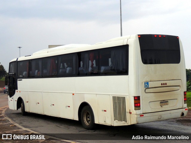 Ônibus Particulares 5F01 na cidade de Belo Horizonte, Minas Gerais, Brasil, por Adão Raimundo Marcelino. Número da foto: #8797588.