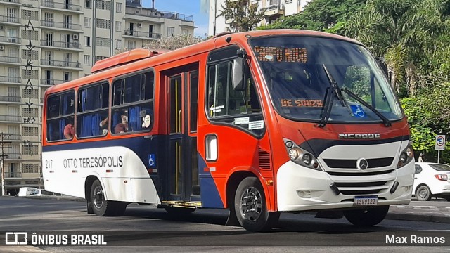 ATL - Associação dos Transportadores de Passageiros por Lotação 217 na cidade de Porto Alegre, Rio Grande do Sul, Brasil, por Max Ramos. ID da foto: 8796201.