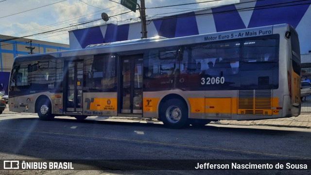 Viação Metrópole Paulista - Zona Leste 3 2060 na cidade de São Paulo, São Paulo, Brasil, por Jefferson Nascimento. Número da foto: #8795687.