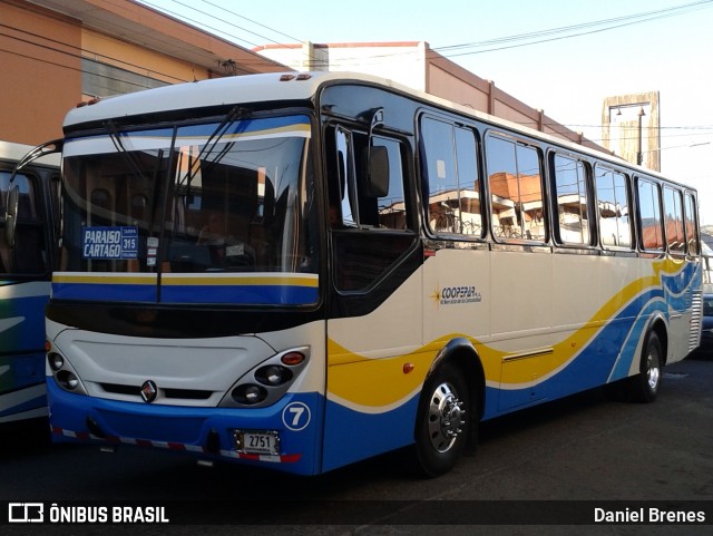 Coopepar RL 07 na cidade de Oriental, Cartago, Cartago, Costa Rica, por Daniel Brenes. Número da foto: #8801461.