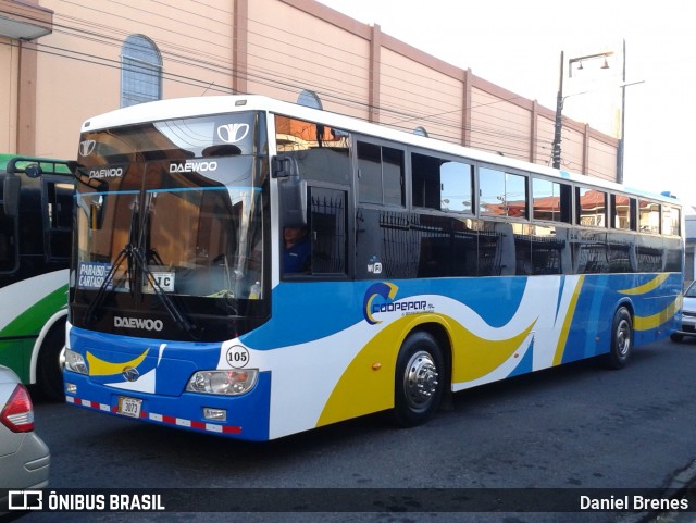 Coopepar RL 105 na cidade de Oriental, Cartago, Cartago, Costa Rica, por Daniel Brenes. ID da foto: 8801559.