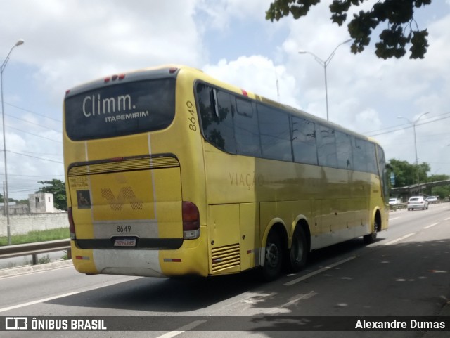 Viação Itapemirim 8649 na cidade de Bayeux, Paraíba, Brasil, por Alexandre Dumas. Número da foto: #8802527.