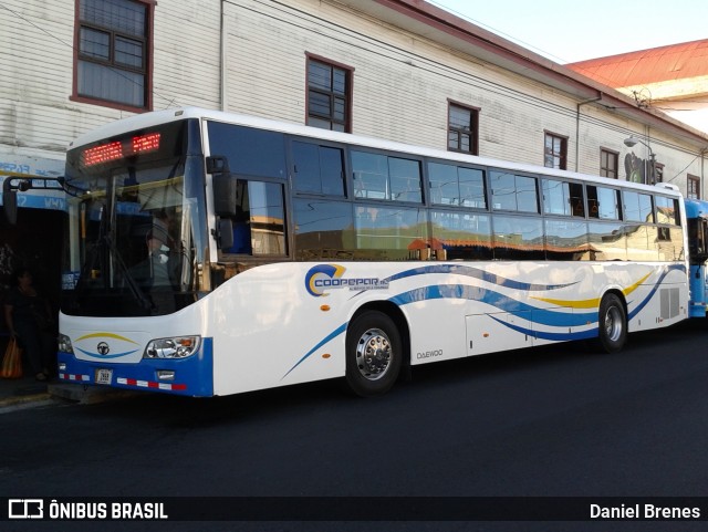 Coopepar RL CB 2868 na cidade de Oriental, Cartago, Cartago, Costa Rica, por Daniel Brenes. Número da foto: #8801543.