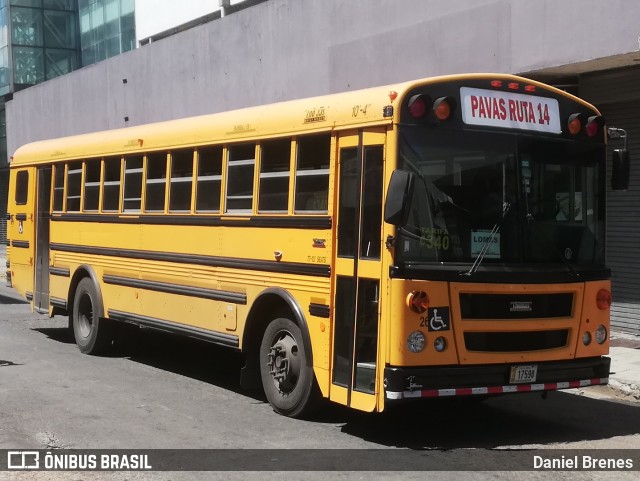 Autotransportes Pavas SJB 17598 na cidade de Merced, San José, San José, Costa Rica, por Daniel Brenes. Número da foto: #8800367.