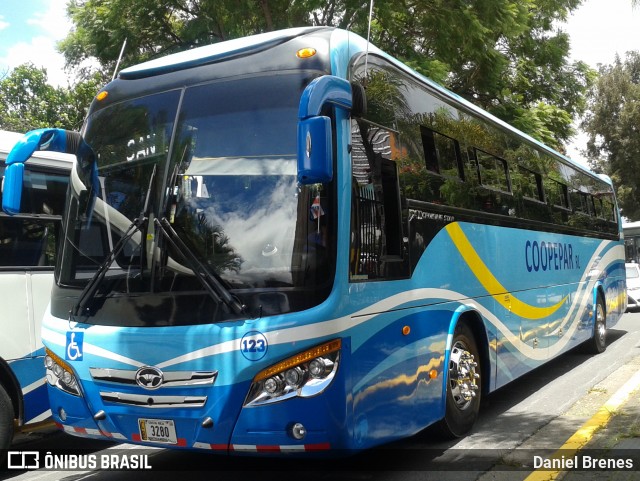 Coopepar RL 123 na cidade de Carmen, San José, San José, Costa Rica, por Daniel Brenes. Número da foto: #8801585.